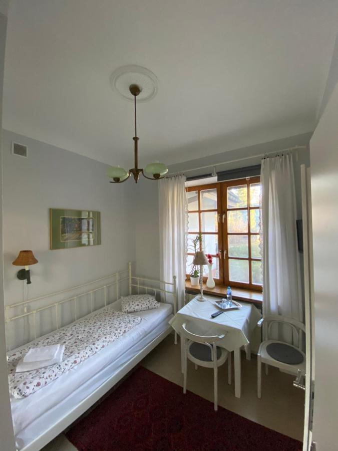 Krzysin Podkowa Leśna Exterior foto
